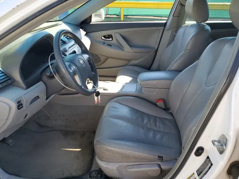 2010 TOYOTA CAMRY BASE  