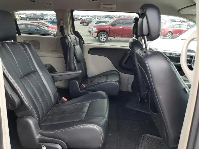 2013 CHRYSLER TOWN & COUNTRY TOURING  