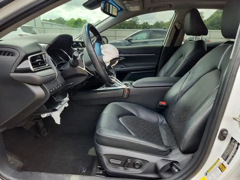 2019 TOYOTA CAMRY XSE V6  