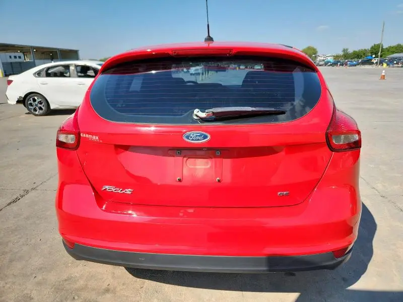 2017 FORD FOCUS SE  