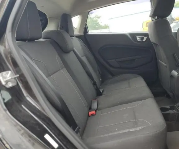 2015 FORD FIESTA SE  