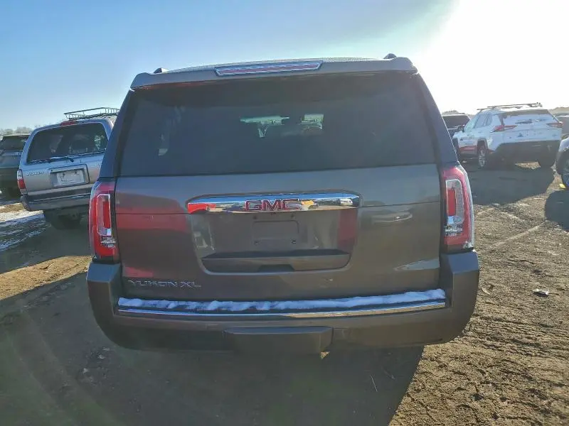 2016 GMC YUKON XL DENALI  