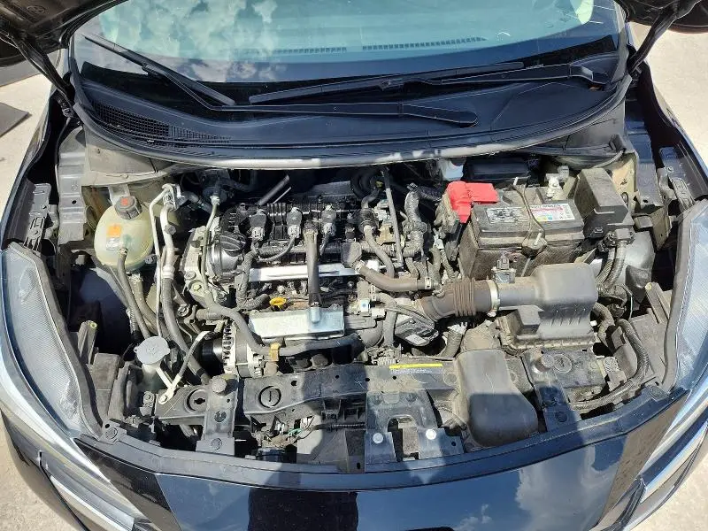 2024 NISSAN VERSA SV  