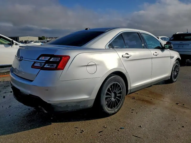 2013 FORD TAURUS SE  