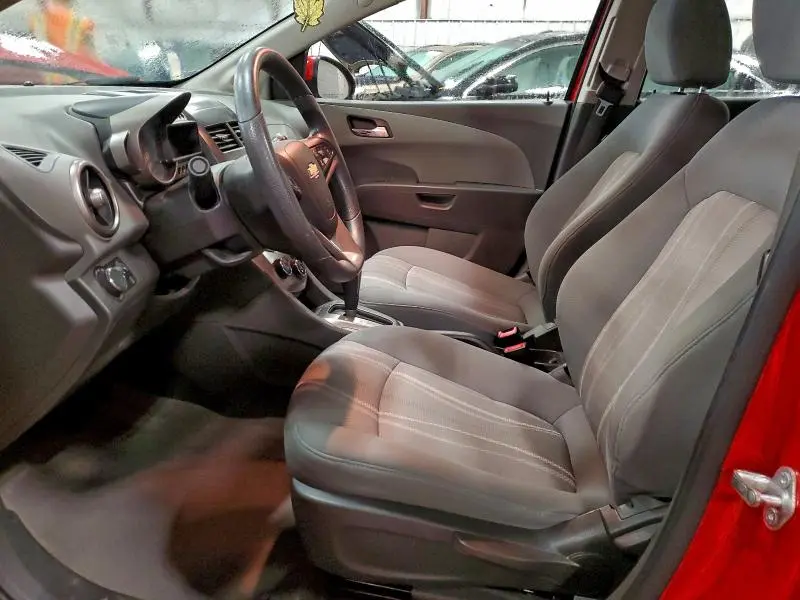 2015 CHEVROLET SONIC LT  