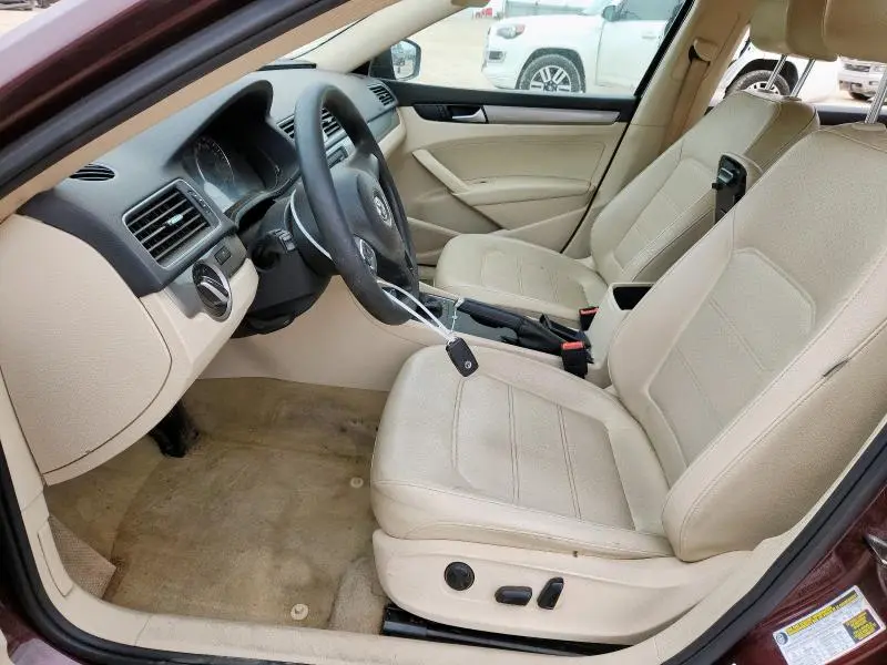 2013 VOLKSWAGEN PASSAT S  