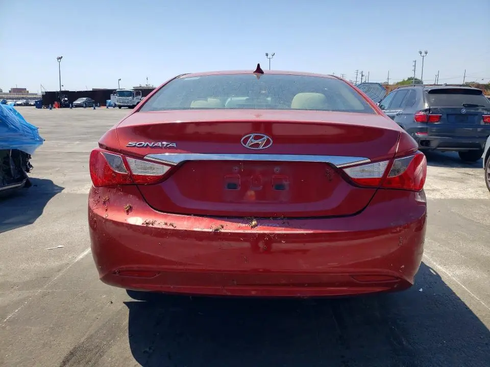 2012 HYUNDAI SONATA GLS  
