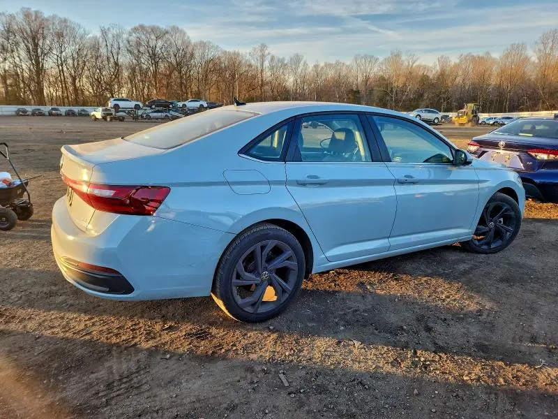 2025 VOLKSWAGEN JETTA SE  