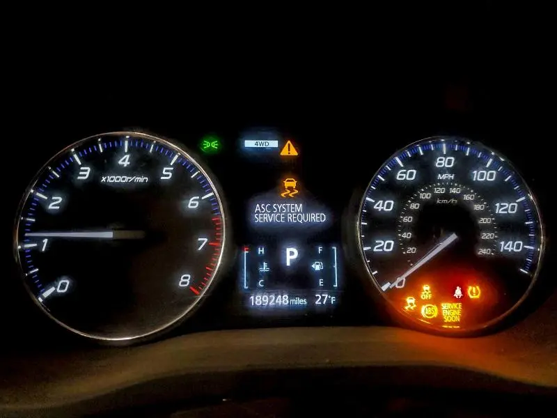 2018 MITSUBISHI OUTLANDER ES  