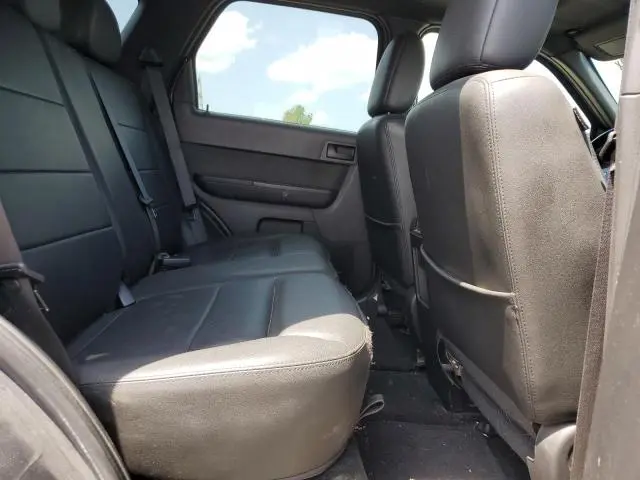 2011 FORD ESCAPE XLT  