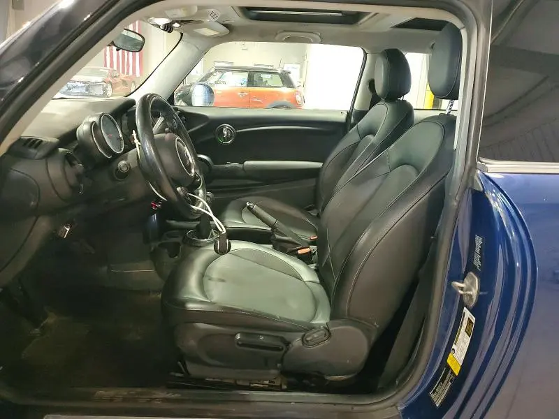 2015 MINI COOPER   