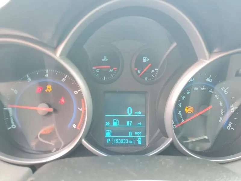 2012 CHEVROLET CRUZE LS  