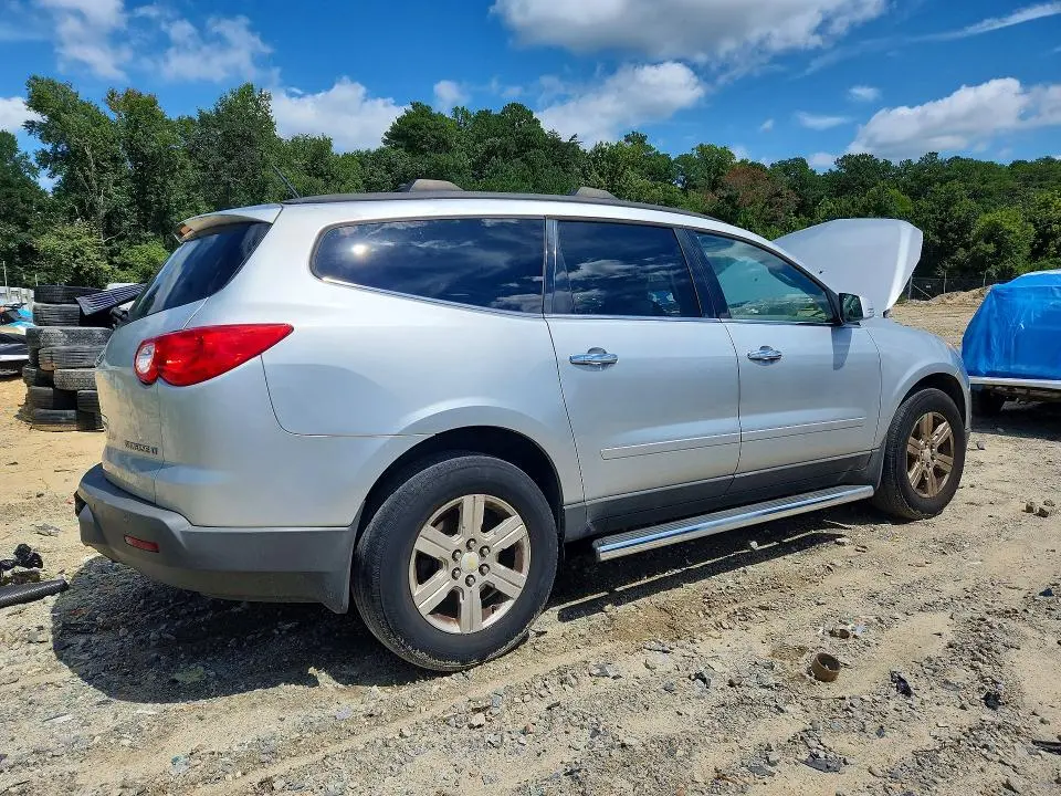 2012 CHEVROLET TRAVERSE LT  