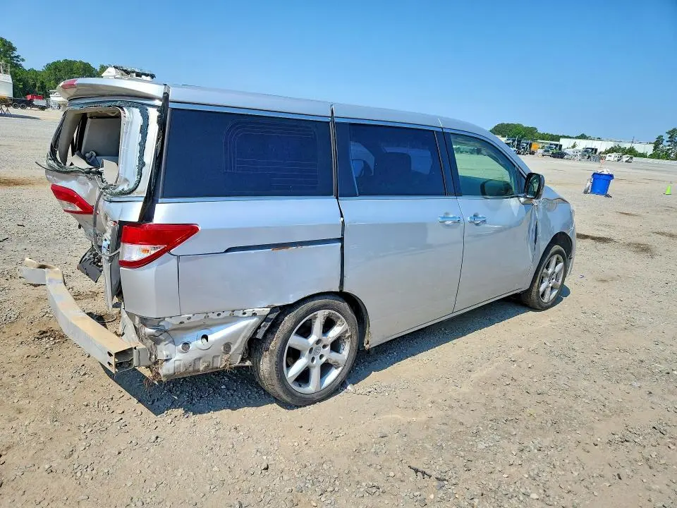 2015 NISSAN QUEST   