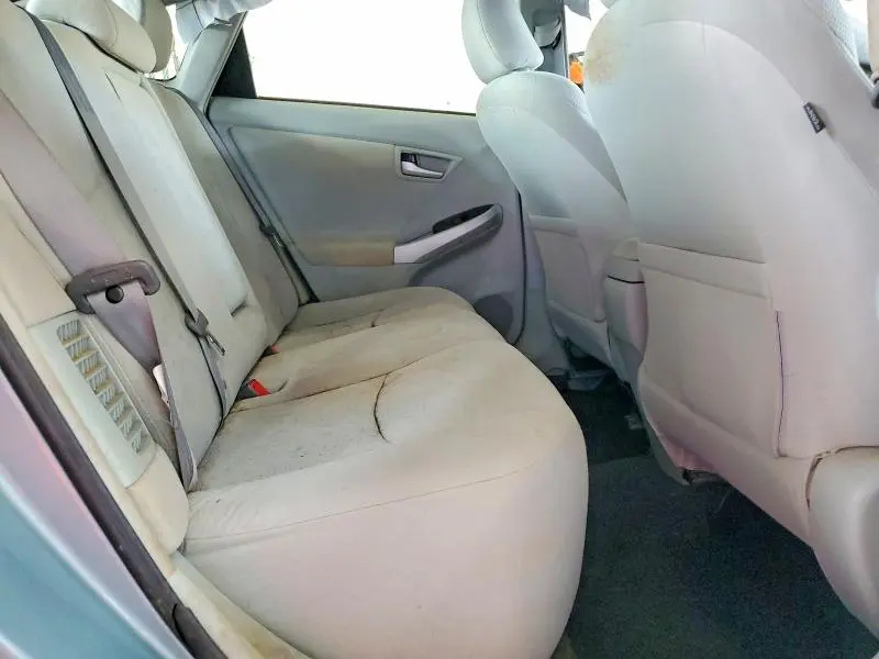 2013 TOYOTA PRIUS TWO  