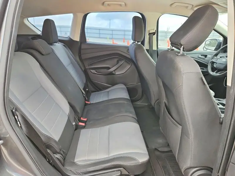 2019 FORD ESCAPE S  