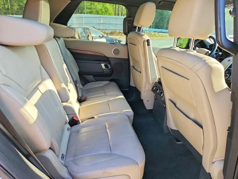 2017 LAND ROVER DISCOVERY HSE  