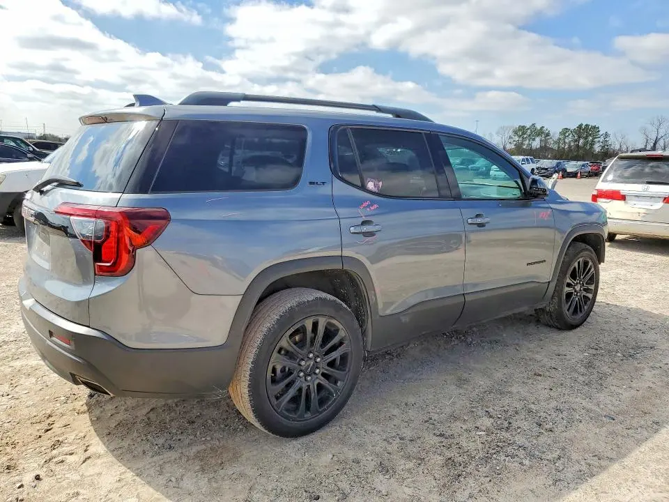 2021 GMC ACADIA SLT  