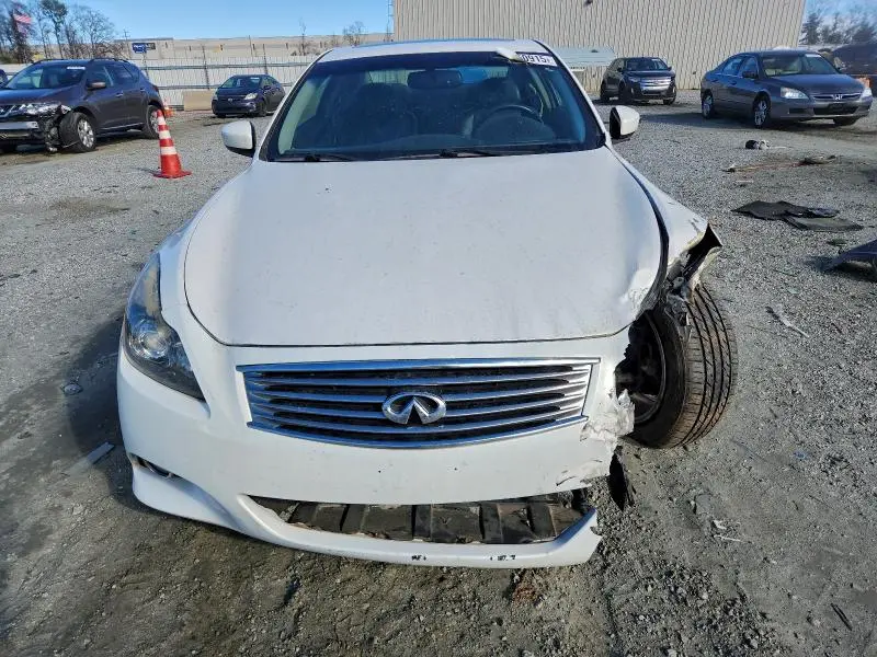 2013 INFINITI G37 JOURNEY  