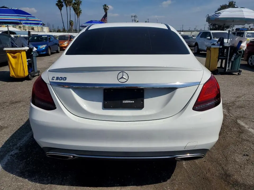 2019 MERCEDES-BENZ C 300  