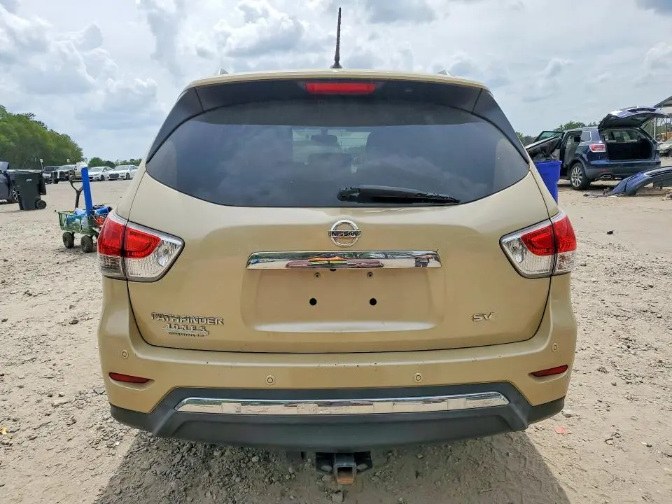 2013 NISSAN PATHFINDER S  