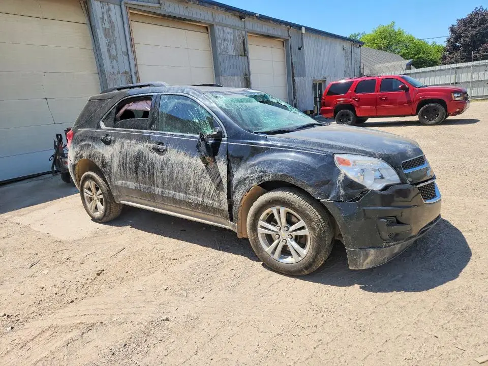 2015 CHEVROLET EQUINOX LT  