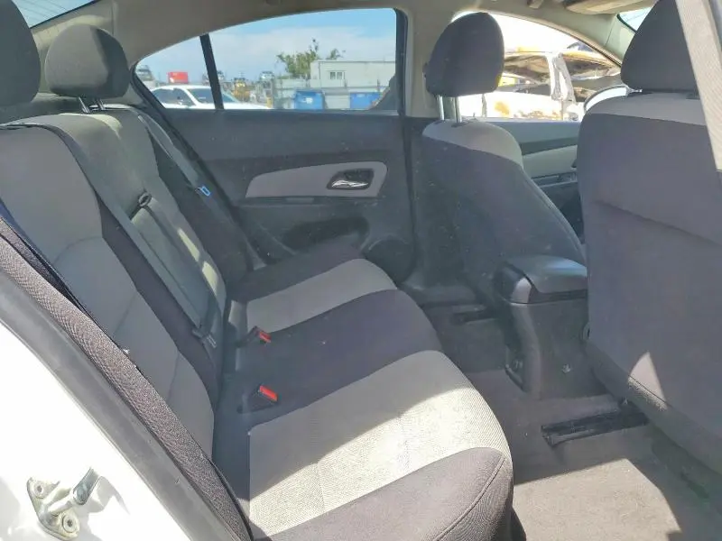 2012 CHEVROLET CRUZE LS  