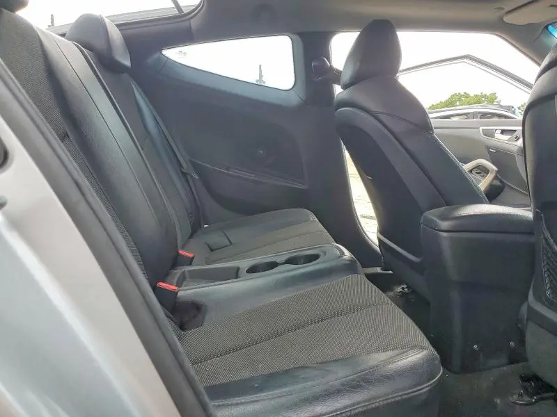 2013 HYUNDAI VELOSTER BASE  