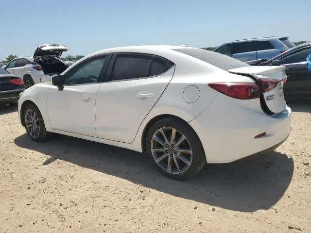 2018 MAZDA 3 TOURING  