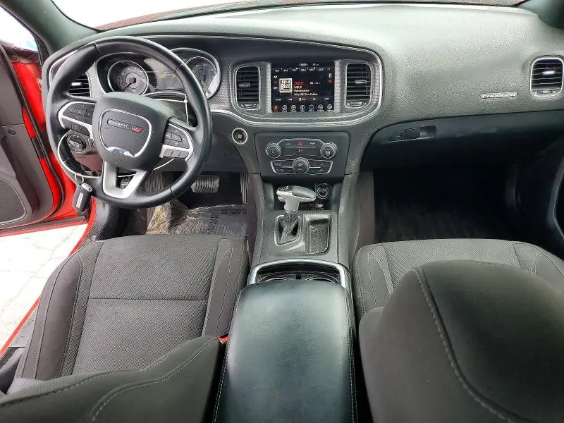 2017 DODGE CHARGER SXT  