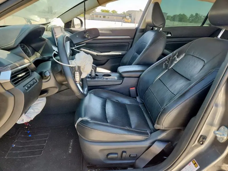 2019 NISSAN ALTIMA SL  