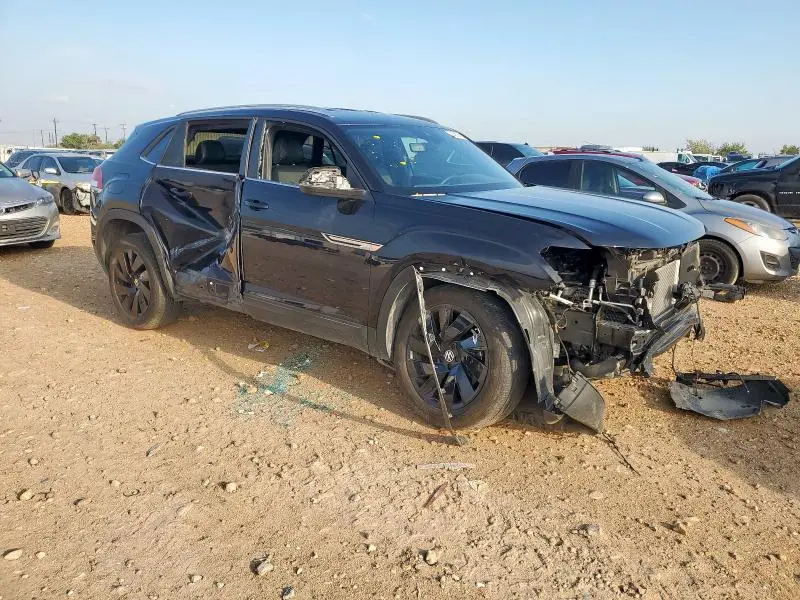 2024 VOLKSWAGEN ATLAS CROSS SPORT SE  