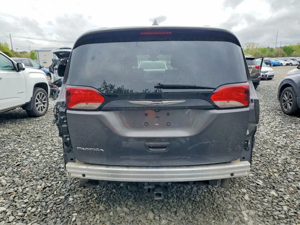2017 CHRYSLER PACIFICA TOURING L  