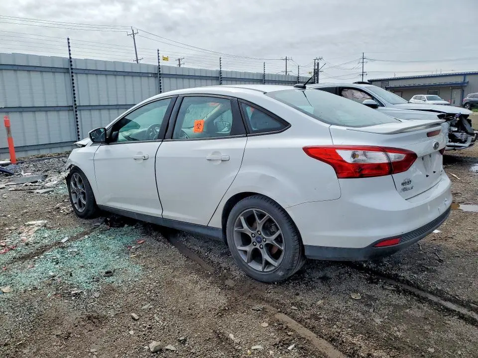 2014 FORD FOCUS SE  
