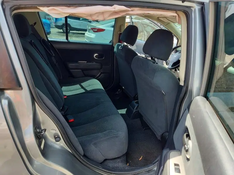 2012 NISSAN VERSA 1.8 S  
