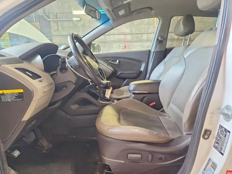 2014 HYUNDAI TUCSON SE  