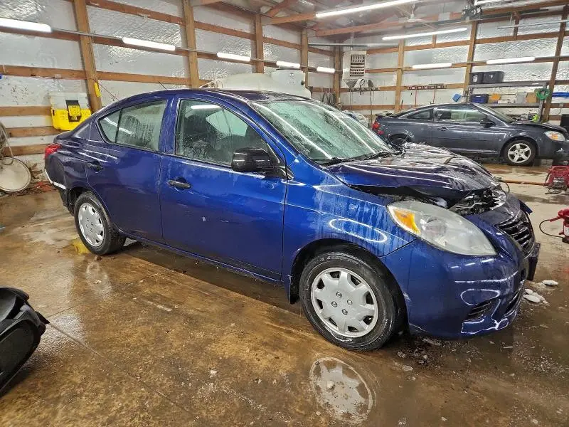 2014 NISSAN VERSA S  