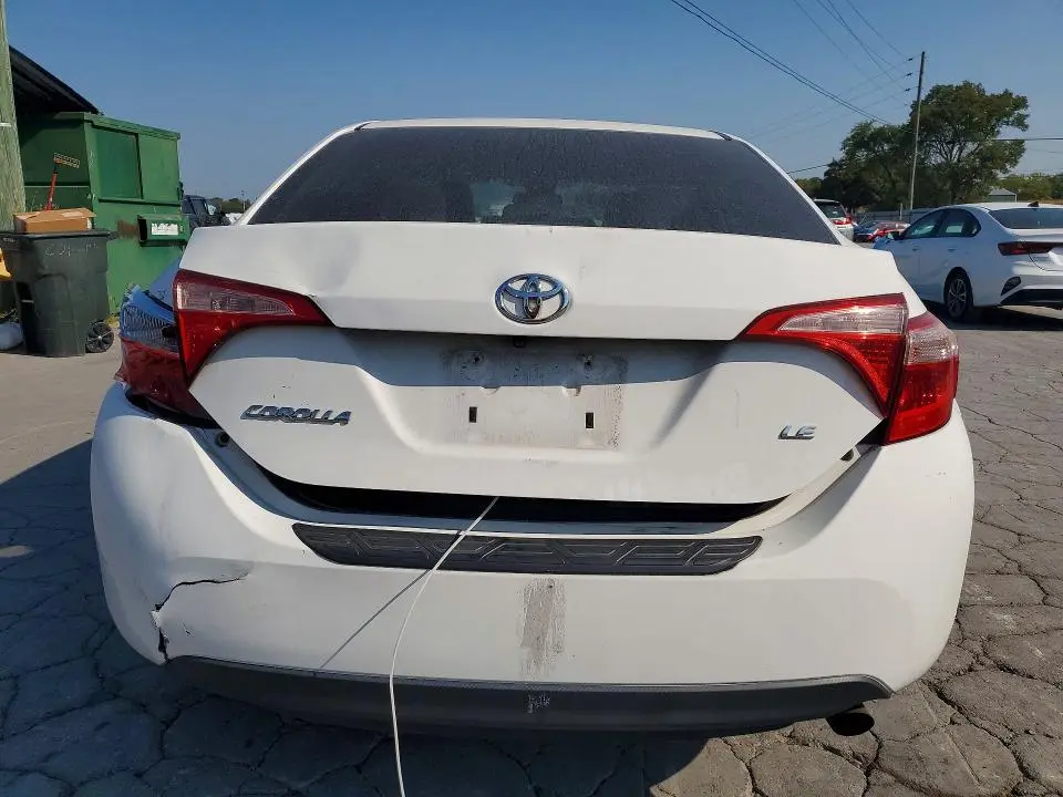 2018 TOYOTA COROLLA LE  