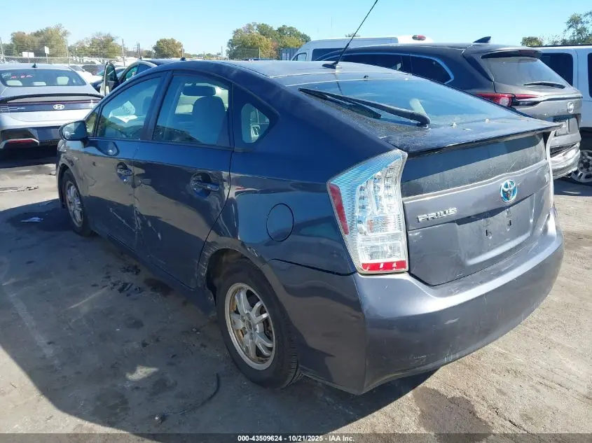 2011 TOYOTA PRIUS THREE