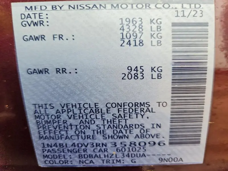 2024 NISSAN ALTIMA SV  