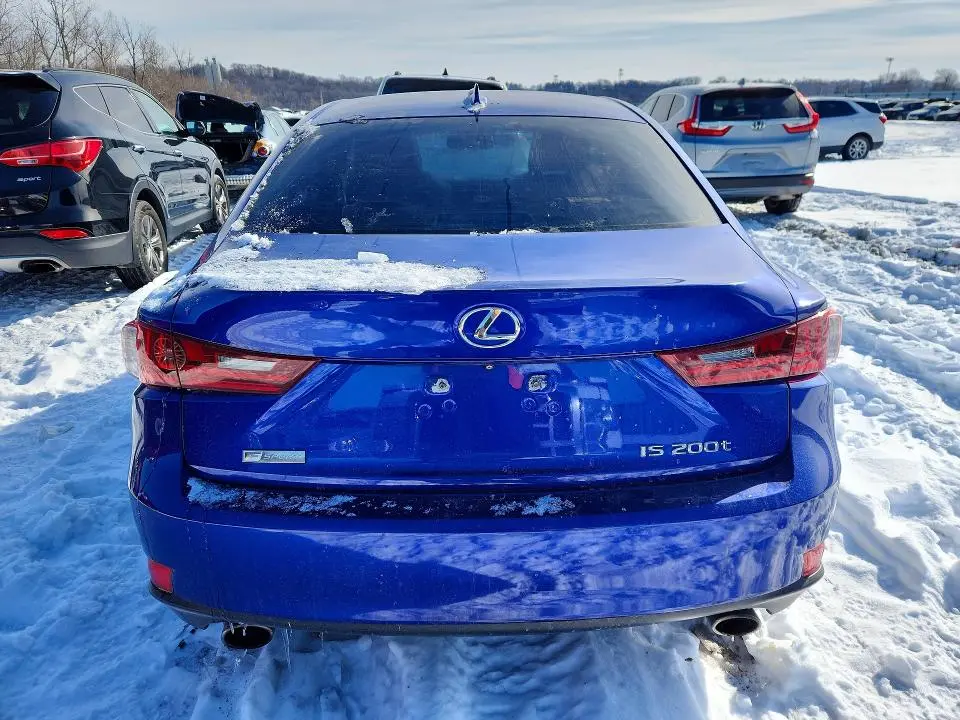 2016 LEXUS IS 200T  