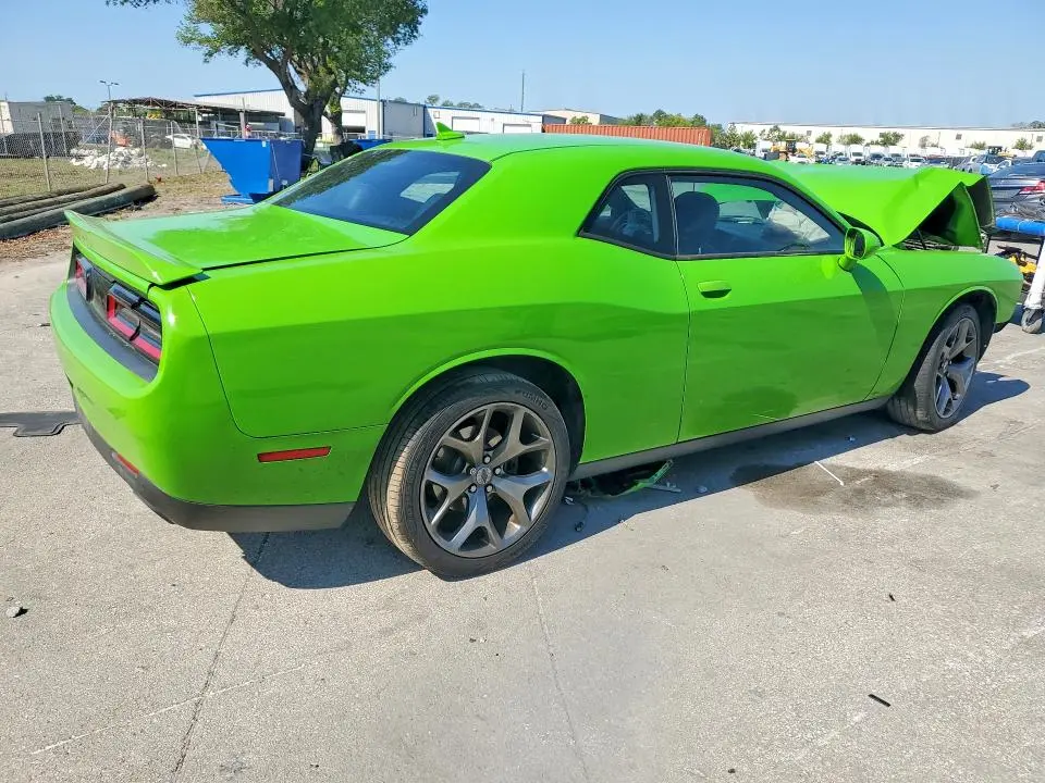 2017 DODGE CHALLENGER SXT  