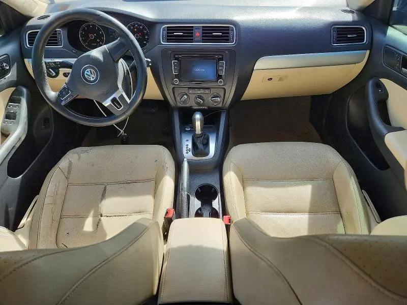 2014 VOLKSWAGEN JETTA SE  