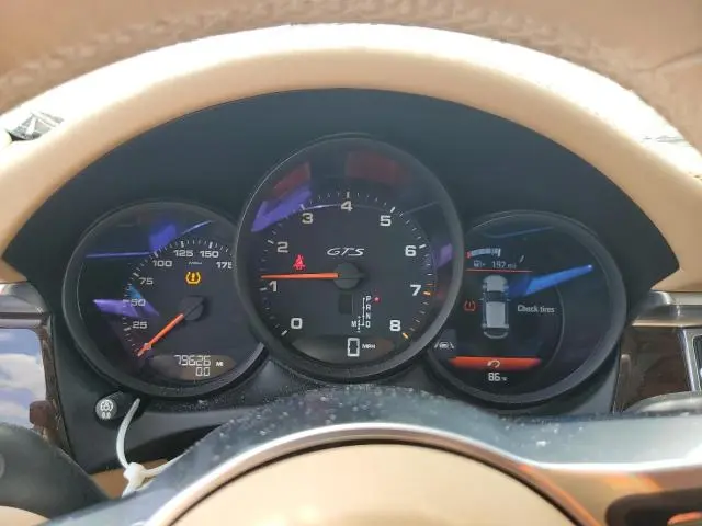 2017 PORSCHE MACAN GTS  