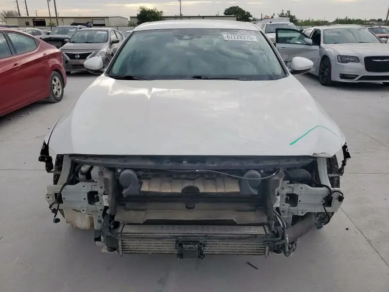 2020 HONDA ACCORD LX  