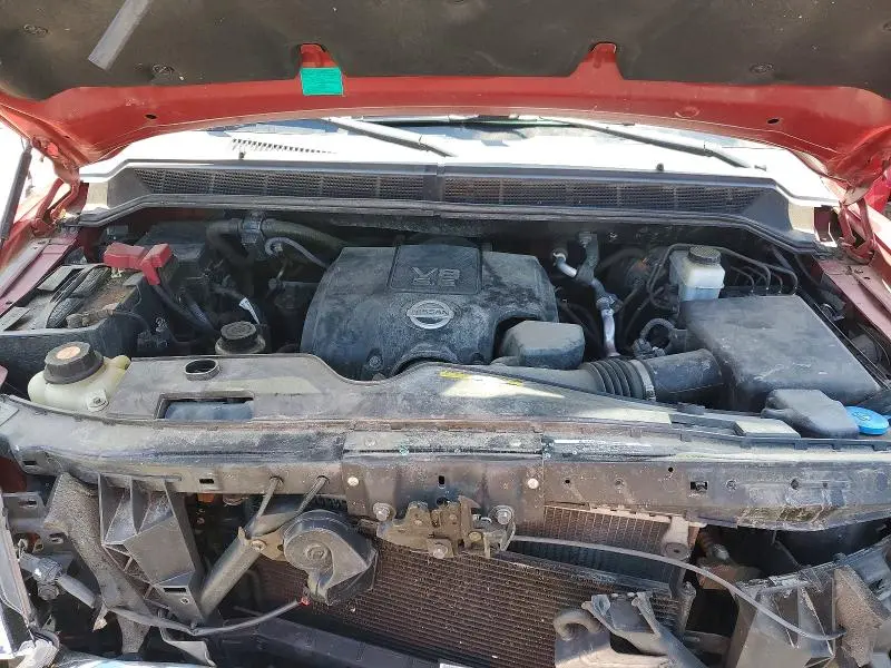 2010 NISSAN TITAN SE  