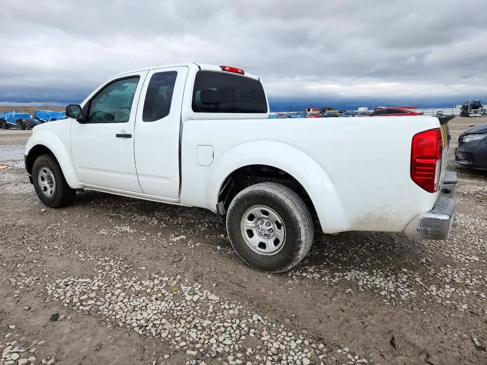 2013 NISSAN FRONTIER S  