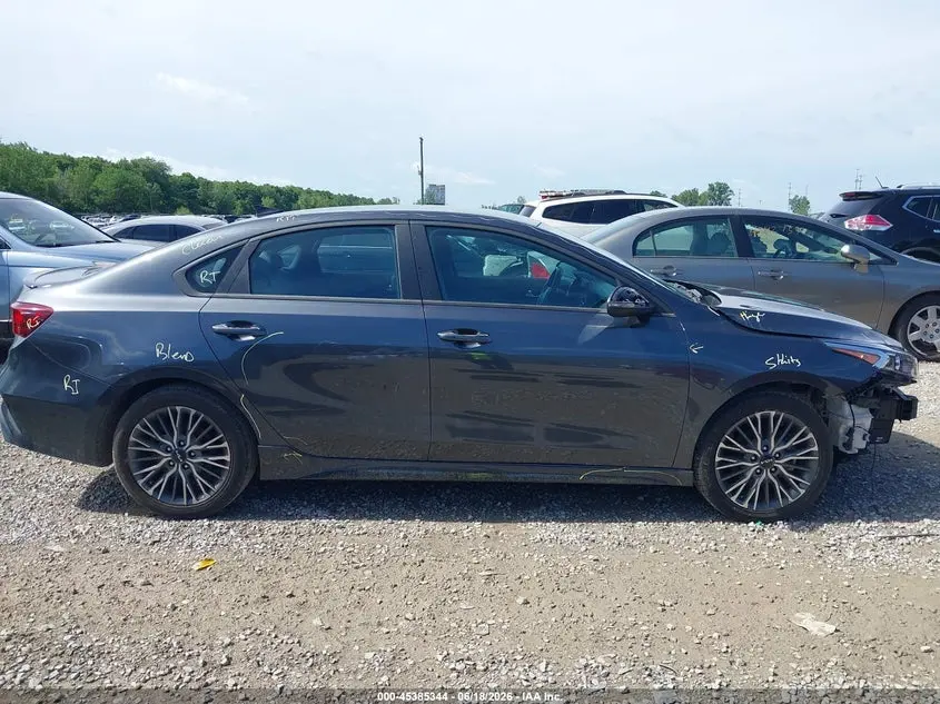 2024 KIA FORTE GT-LINE