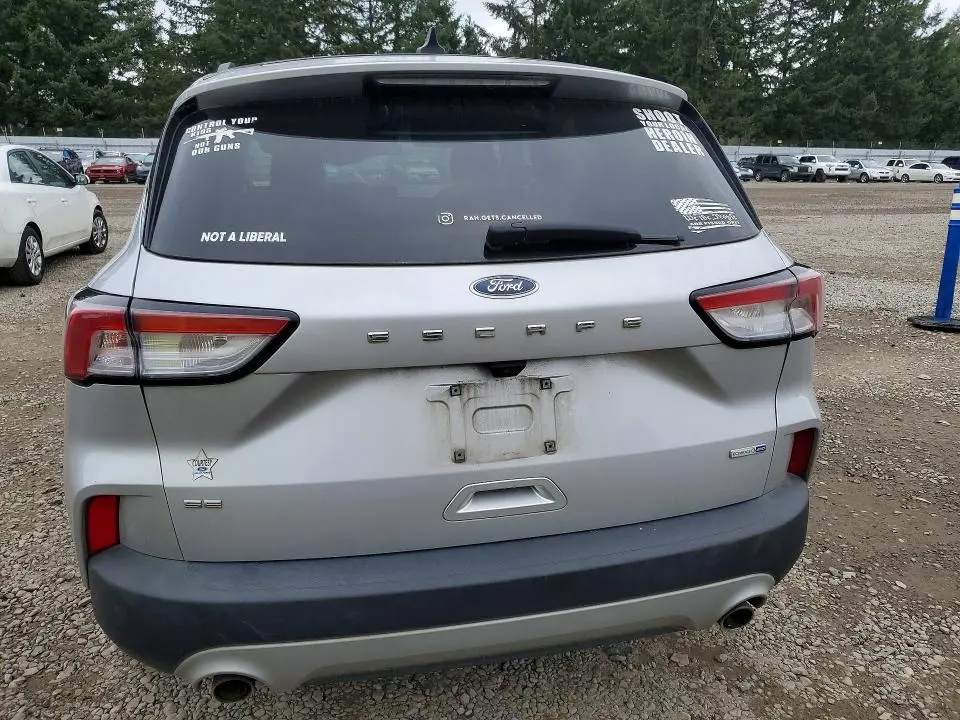 2020 FORD ESCAPE SE  