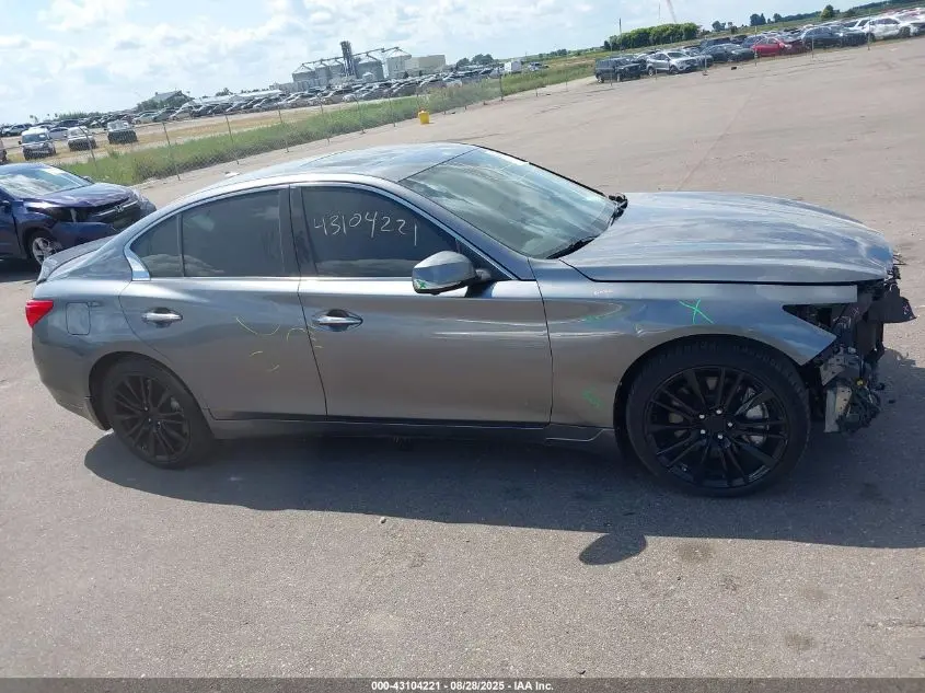 2016 INFINITI Q50 3.0T RED SPORT 400
